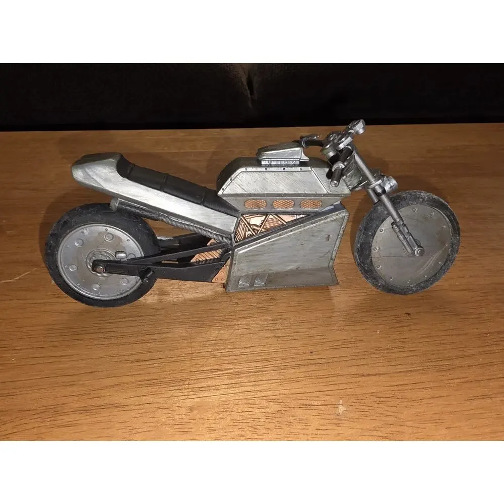 Toy Biz Marvel Legends Series V Blade Super Poseable Figure w/ Sword & Bike Vtg